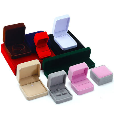 acheter Boîte à bijoux en velours doux à couleurs multiples Boîte à bijoux à emballer pour pendentif à bague de bracelet online manufacture