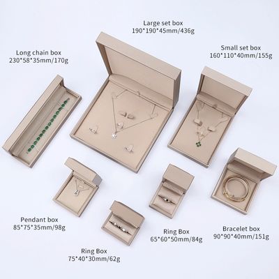 Boîte à bijoux en faux cuir carré, boîte à bijoux brossée élégante OEM