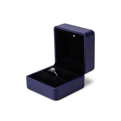 acheter Logo personnalisé Boîte à bijoux LED en cuir Hanhong bleu foncé avec écran de lumière et de soie online manufacture