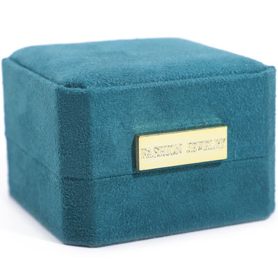 Boîte à bijoux en velours octogonale personnalisable Boîte à bijoux en vert pavon avec patch doré
