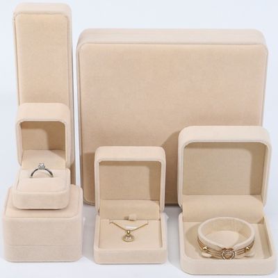 acheter Fabrication en gros de bijoux boîte d'emballage personnalisée logo personnalisé collier de luxe bracelet boucle d'oreille bague emballage velours joaillerie beige boîte online manufacture