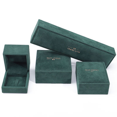 Vente en gros Fabrication de luxe Coffret de bijoux en velours Logo personnalisé Collier vert foncé Bracelet Boucles d'oreilles Anneau Emballage Coffret de bijoux en velours