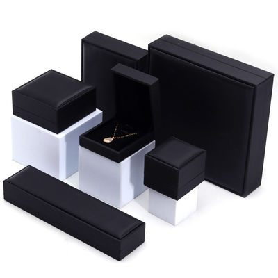 acheter OEM Grain Textured Noble Luxury PU Leather Jewelry Box Case Pour l'emballage de stockage online manufacture