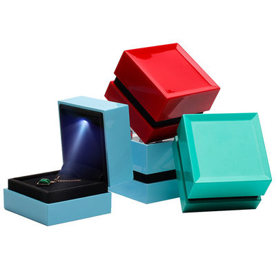 Boîte à bijoux multicolore à la peinture à pulvériser carré Hanhong avec écran lumineux et sérigraphique