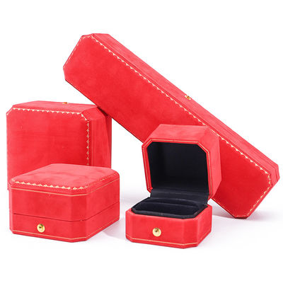 Logo personnalisé Package de bijoux en velours rouge pour pendentifs Boucles d'oreilles Bracelet Collier Ring
