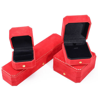 Logo personnalisé Package de bijoux en velours rouge pour pendentifs Boucles d'oreilles Bracelet Collier Ring