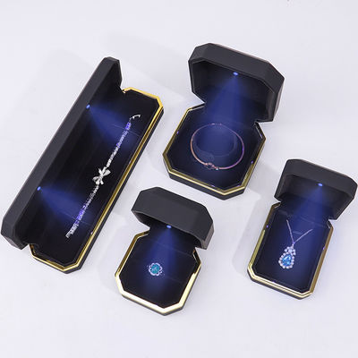 Boîte d'emballage de bijoux en velours en plastique fait à la main pour bracelet boucles d'oreilles pendentif Collier Ring