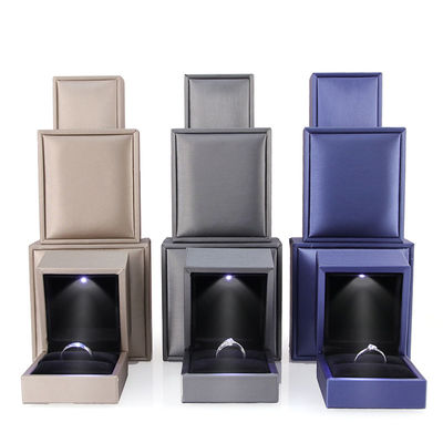 Boîte à bijoux à LED bleue pour l'emballage de luxe des boucles d'oreilles des bracelets des colliers des anneaux