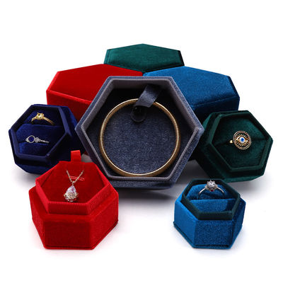 acheter Boîte de bague de voyage en velours pour emballage de bijoux personnalisés et bagues de mariage online manufacture