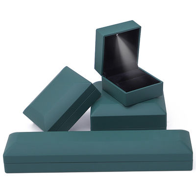 Package de bijoux Logo personnalisé Verte LED Lumière Boîte de velours pour anneaux Bracelets Colliers