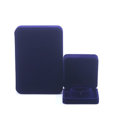Chine Fabrication en gros haut de gamme boîte à bijoux à collier artisanal boîte à bijoux Emballage Logo personnalisé Luxe Carré Suède velours bleu boîte à bijoux