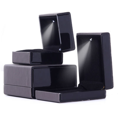 acheter Boîte d'emballage de bijoux LED personnalisée Hanhong en gris pour bracelet Collier et anneau online manufacture