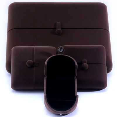 Élégant coffret à bijoux à double porte, boîte à bijoux en velours marron haut de gamme avec logo