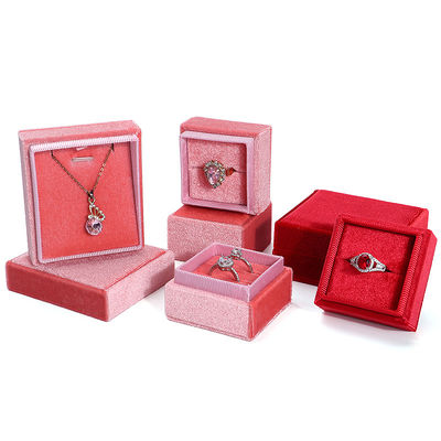 Logo du client Hanhong Velour Jewelry Affichage boîte cadeau pour les fiançailles personnalisées