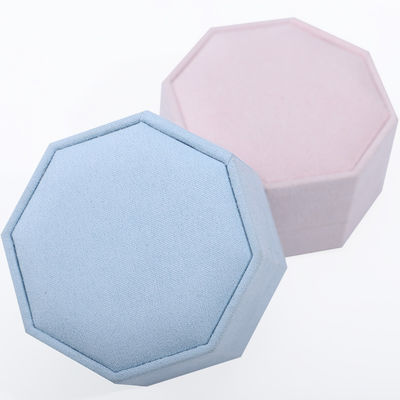 7.5*7.5cm Boîte de bijoux en velours pour collier et ensemble d'années de voyage