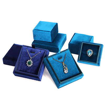 Logo du client Hanhong Velour Jewelry Affichage boîte cadeau pour les fiançailles personnalisées