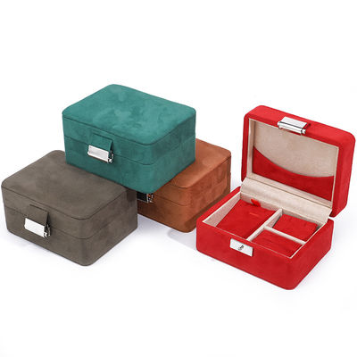 Boîte à bijoux en velours à logo personnalisé pour collier de voyage et rangement de bague