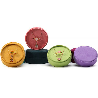 Obtenez la boîte à bijoux de Hanhong Custom Logo Boîte à boucles d'oreilles Bracelets Colliers Anneaux