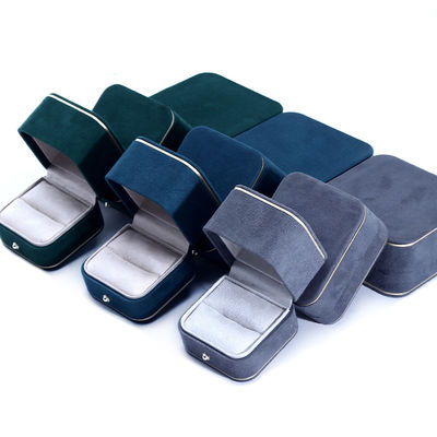 Boîte de bijoux en velours rectangulaire pour bracelets et anneaux faits à la main en 2023