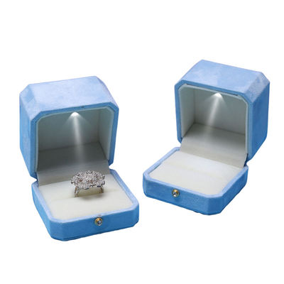 Boîtes à bijoux LED octogonales en velours bleu La solution personnalisée de Hanhong Screen pour l'emballage