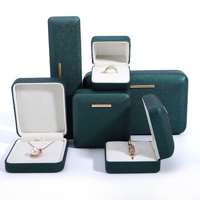 Boîte à bijoux en velours en cuir PU vert Hanhong pour logo personnalisé et emballage de luxe