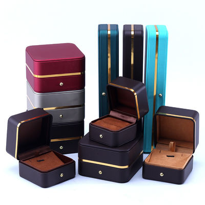 Boîte d'emballage de bijoux en cuir sur mesure pour boucles d'oreilles Colliers et anneaux Design élégant