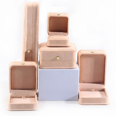 acheter Boîte de bijoux rectangulaire personnalisée pour emballer des bracelets des boucles d'oreilles des colliers et plus online manufacture
