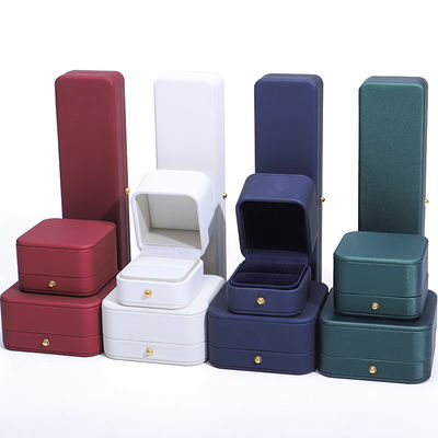 Boîte d'emballage de bijoux de dernière génération pour boucles d'oreilles personnalisées