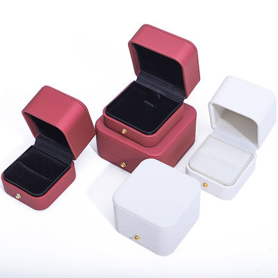 Boîte d'emballage de bijoux de dernière génération pour boucles d'oreilles personnalisées
