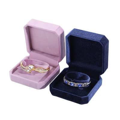 Boîte de bijoux en velours à logo personnalisé pour l'emballage de bague de bracelet de collier rose Hanhong