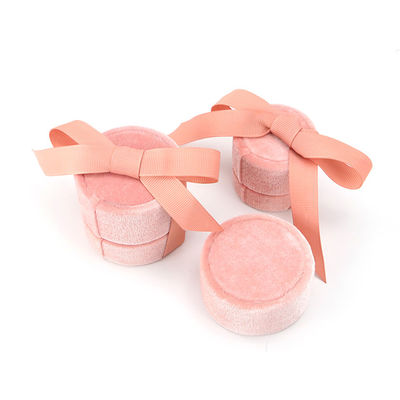 Boîte à anneau en tissu de flanelle pour emballage de bijoux 5*4,5*5cm de velours plastique