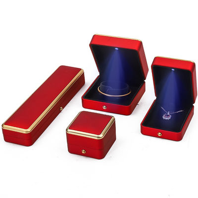 Luxe LED rouge éclairant boîte à bijoux, boîtes à bijoux