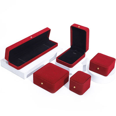 Boîte d'emballage de bijoux de velours rouge de luxe pour le collier bracelet boucle d'oreille