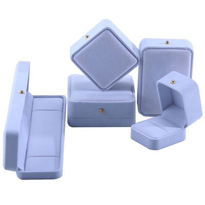 Boîte d'emballage personnalisée de bijoux de velours blanc pour bracelet de collier