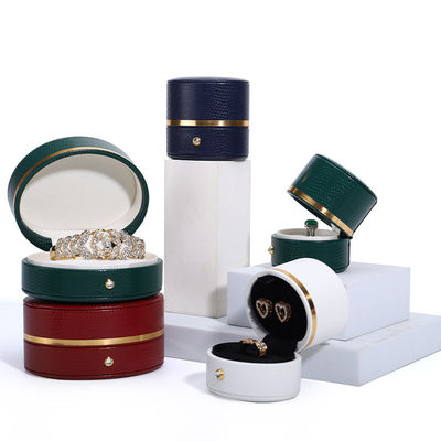 Organiseur de bijoux en cuir vert PU personnalisable Idéal pour les voyages par Hanhong