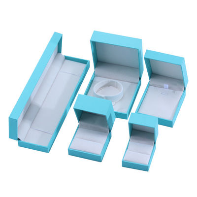 Fabrication de gros Luxe Jeux de bijoux Boîte personnalisée Coffret personnalisé haut de gamme Collier Bracelet Boucles d'oreilles Ensemble de bijoux d'anneau Emballage Carton papier bleu ciel flip Boîte à bijoux avec logo