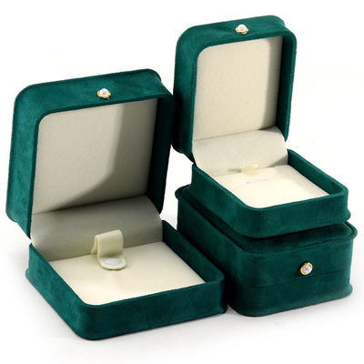 9*9*4,5 cm Boîte à bijoux à anneaux de velours vert pour emballage de boucles d'oreilles de bracelet personnalisé