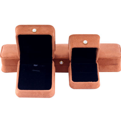 Logo personnalisé Coffre à bijoux en velours de couleur de café pour bracelet boucles d'oreilles Collier Perle Lock