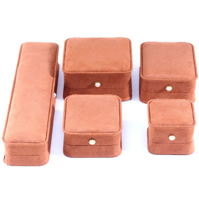 Logo personnalisé Coffre à bijoux en velours de couleur de café pour bracelet boucles d'oreilles Collier Perle Lock
