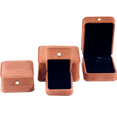 Logo personnalisé Coffre à bijoux en velours de couleur de café pour bracelet boucles d'oreilles Collier Perle Lock