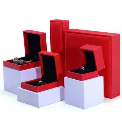 acheter Boîte à bijoux en cuir rouge de marque personnalisée Boîte d'emballage de bijoutier de luxe online manufacture