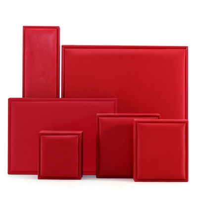 Boîte à bijoux en cuir rouge de marque personnalisée Boîte d'emballage de bijoutier de luxe