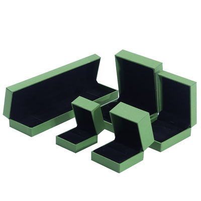 Boîte à bijoux en carton écologique en carton vert