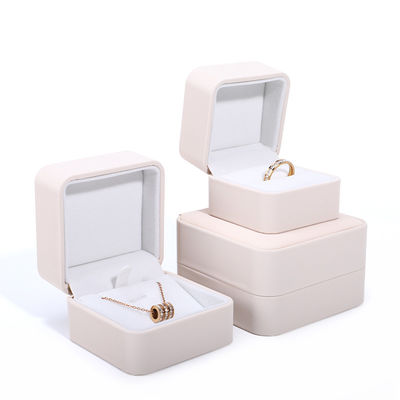 Boîte d'emballage de collier de luxe sur mesure avec cuir blanc PU et doublure de velours Contactez-nous