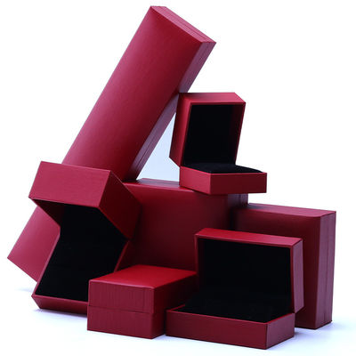 acheter OEM Boîte de bijoux en papier rouge Ensemble de doublure de velours Boîte d'emballage de bijoux personnalisée online manufacture