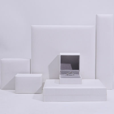 Boîte à bijoux en carton écologique à double face blanche