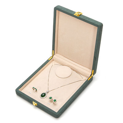 Boîte de rangement de bijoux en cuir en microfibre verte pour collier de perles 20*23*5cm Hanhong Custom