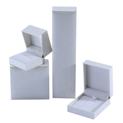 OEM Carton rectangulaire Box de bijoux en papier Boîte d'emballage pour boucles d'oreilles Collier Ring