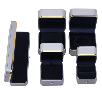 acheter Embossing Logo Hanhong Coffret de bijoux en cuir personnalisé pour le bracelet de qualité Collier de montre online manufacture