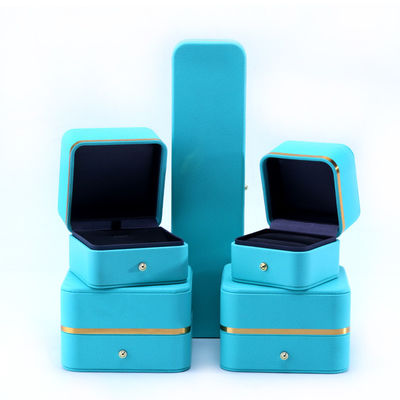 Boîte d'emballage de bijoux en cuir en PU de qualité rectangulaire pour bracelet, collier, montre et bague